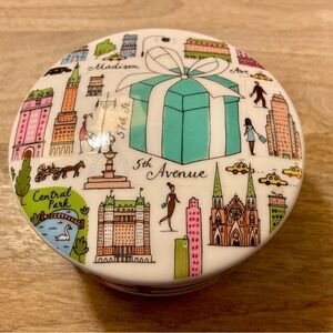 Tiffany & Company Round 5th Avenue Illustrated Trinket Jewelry Box RARE